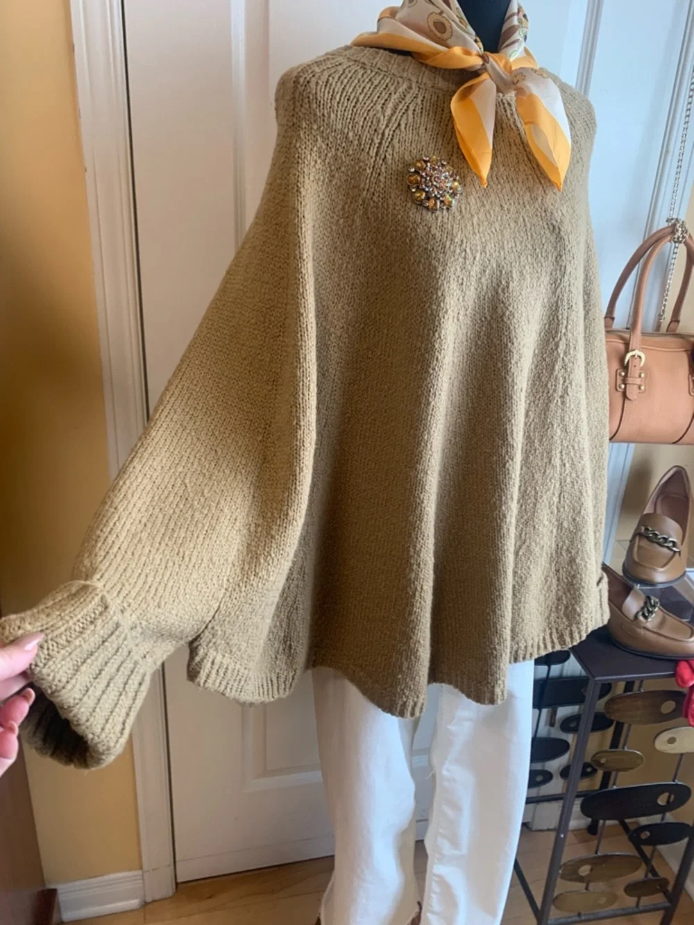 Michael Kors camel wool Knit Poncho cape - Picture 2 of 6